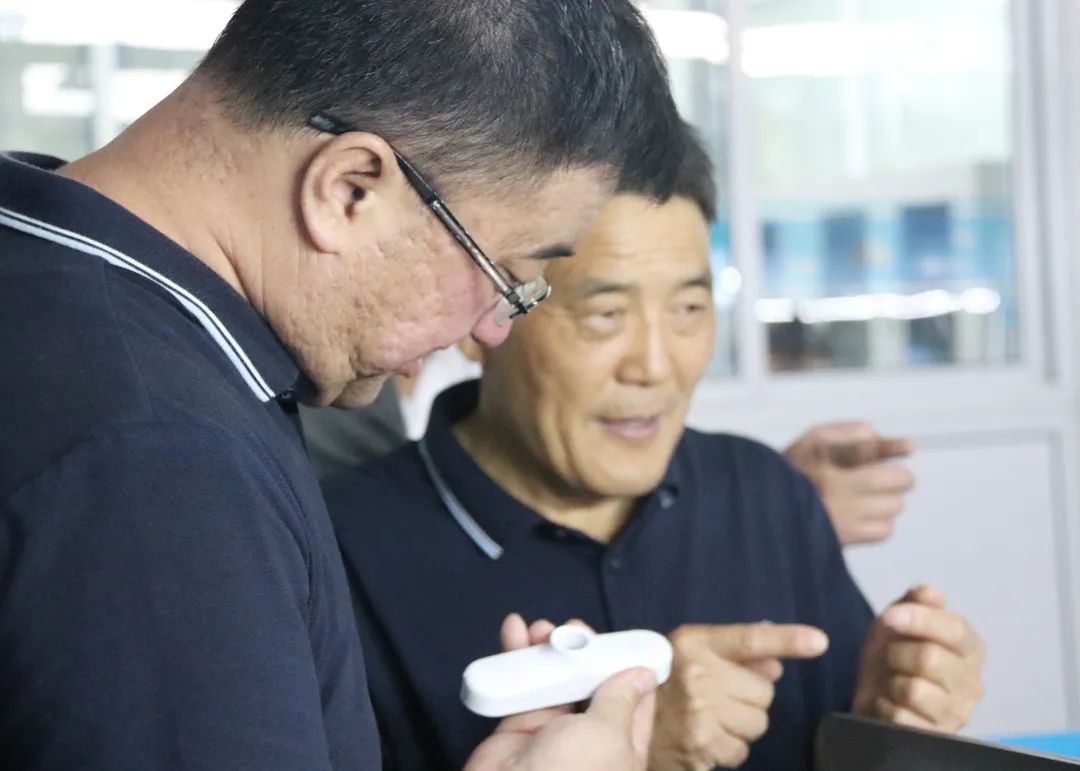 内蒙古兴康科技发展有限公司与亚萨合莱宅男在线视频APP五金达成长期战略合作